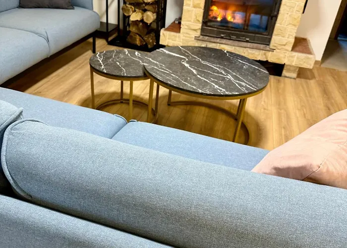 Ostoja Pod Szrenica Bed & Breakfast 3*