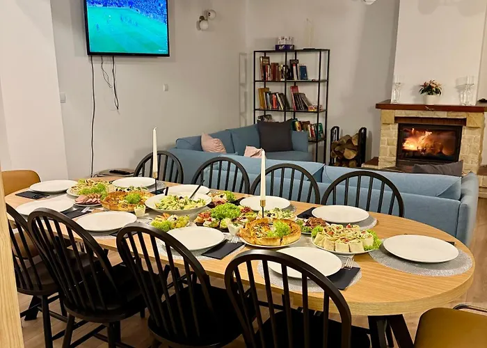 Ostoja Pod Szrenica Bed & Breakfast 3*