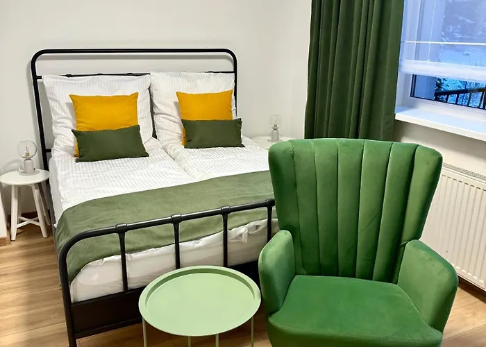 Ostoja Pod Szrenica Bed & Breakfast 3*